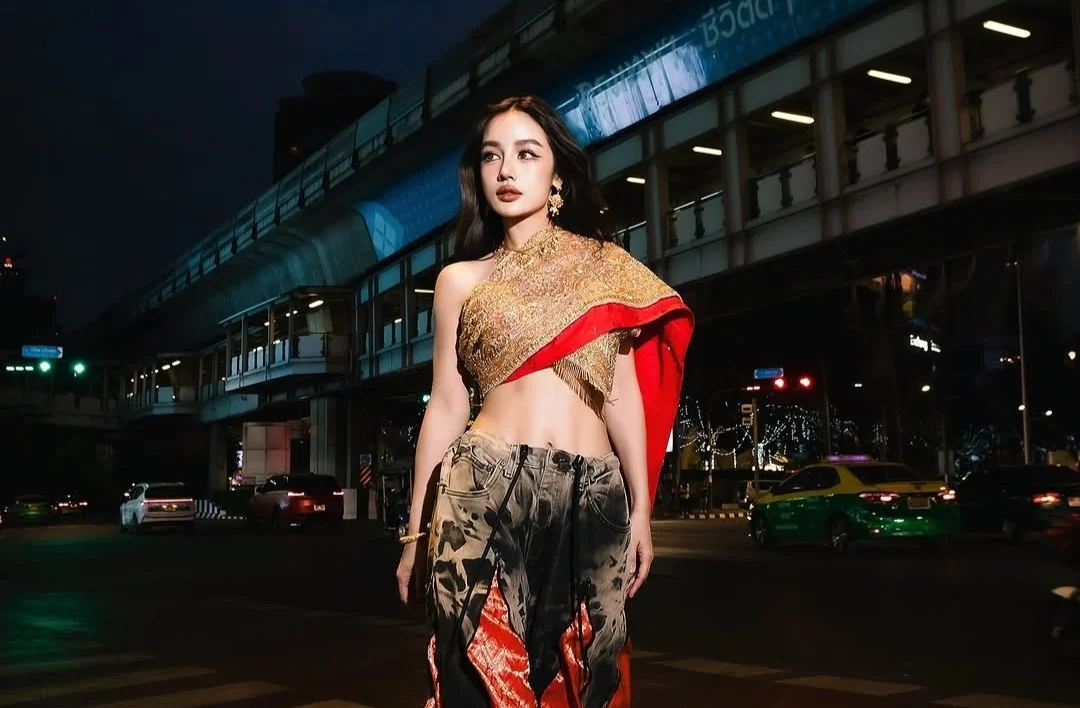 แปลเพลง Bangkok City: กระแต อาร์สยาม แปลเพลง Bangkok City: กระแต อาร์สยาม